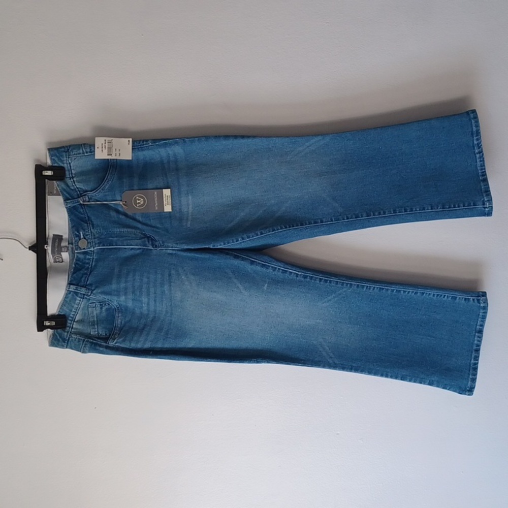 New Jeans High Rise Light Blue Denim Flare Strectchy Curvy 14W, inseam 24 inches